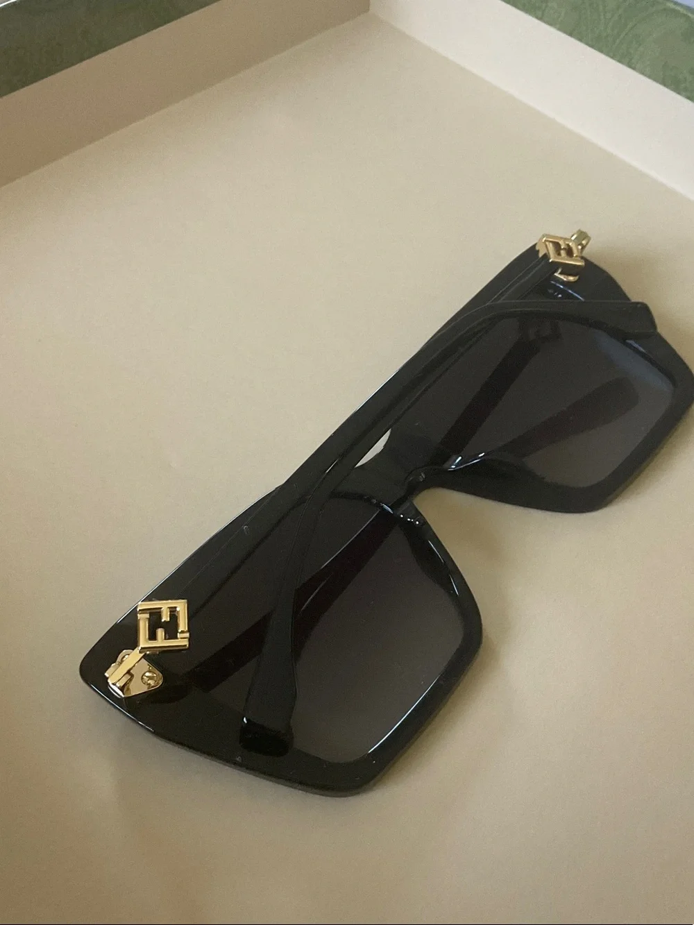 Black Square Sunglasses with Gold Accent - Designer Style